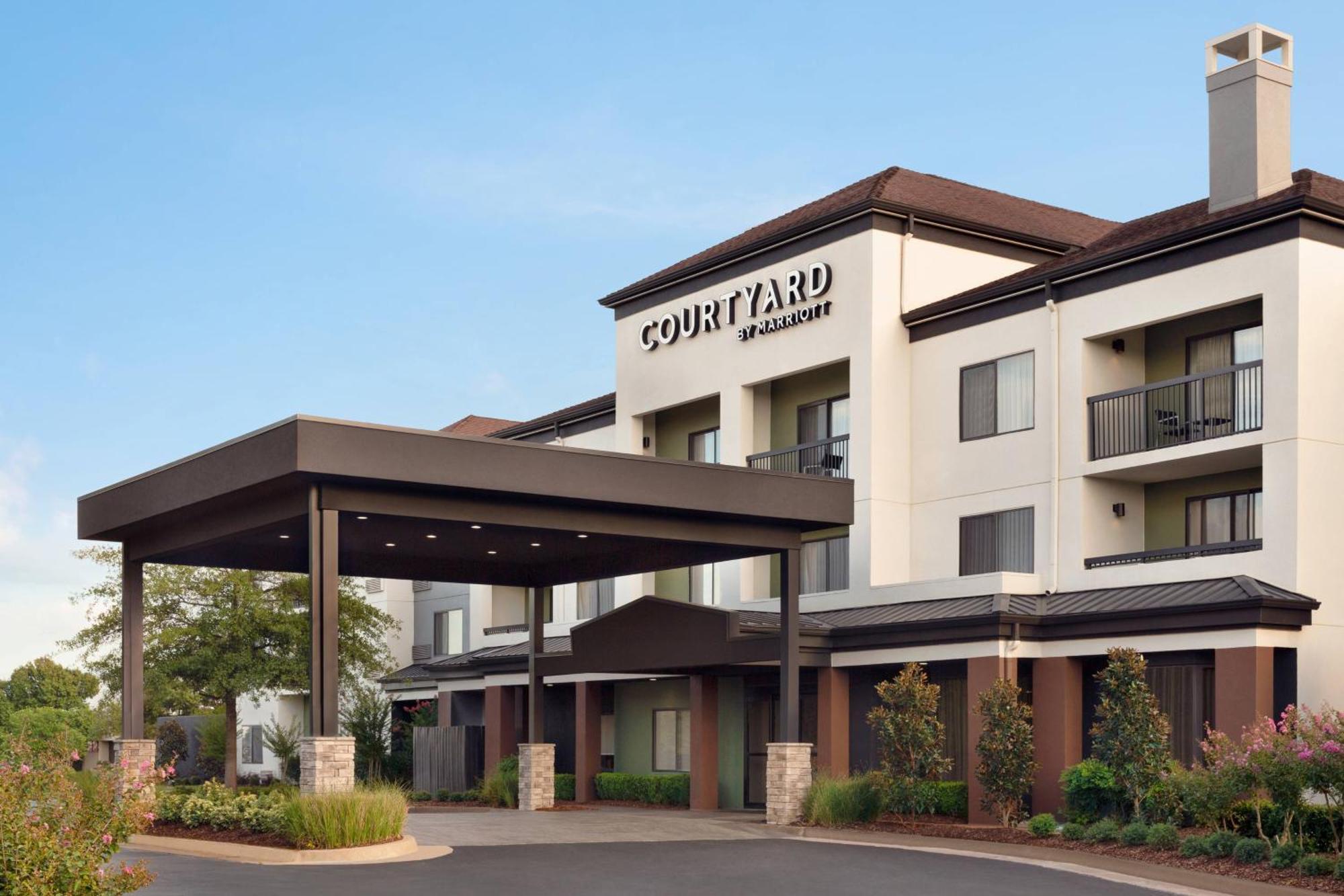 Courtyard By Marriott Tulsa Central Exterior photo